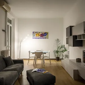 https://bilocale-quartiere-city-life.it-lombardy.com